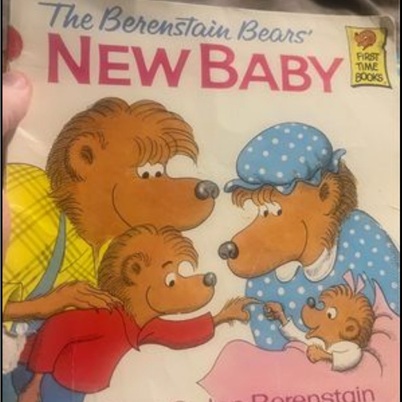 The Berenstain Bears lot of 6 books . - Picture 5 of 9
